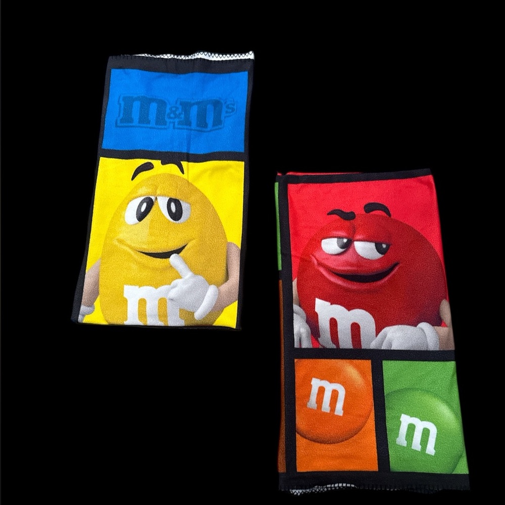 M&M'S Vibrant Character fleece blanket